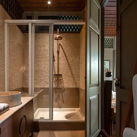 Neil Niwas Apartment Bangkok Exterior photo